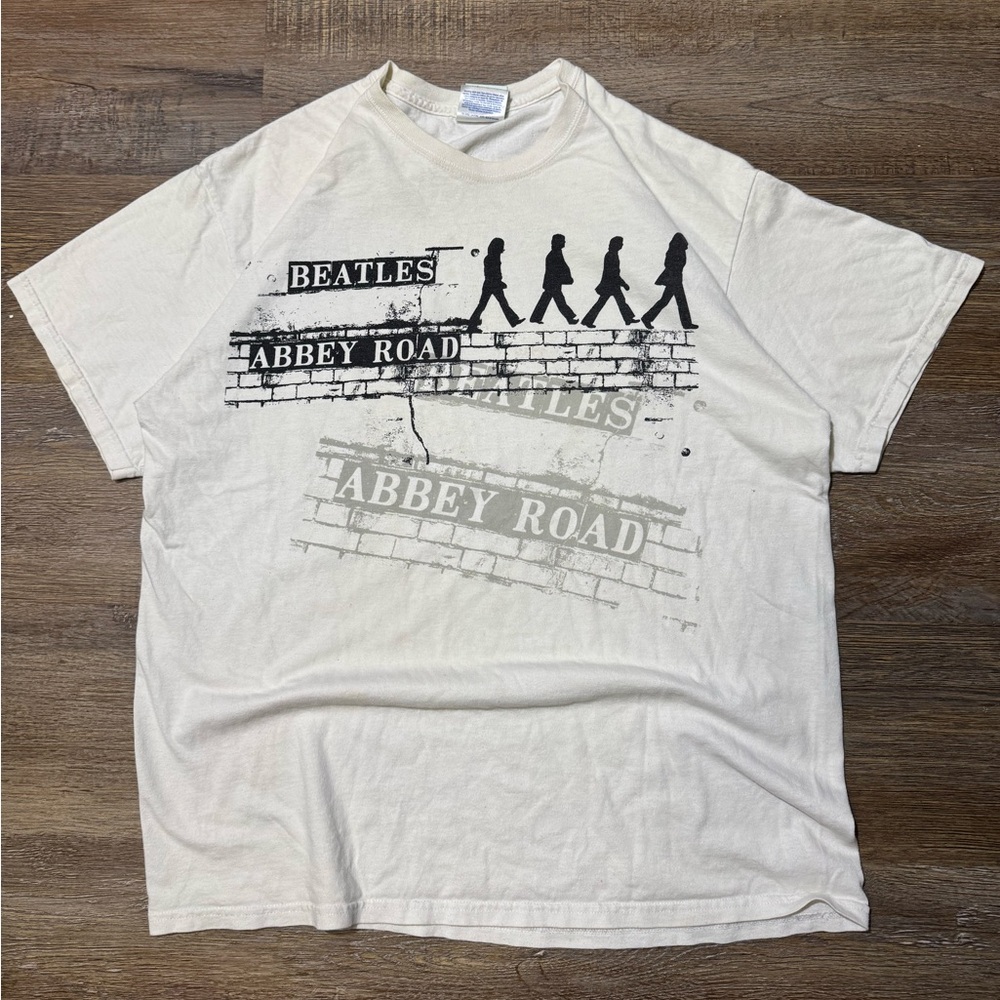 VTG‎ The Beatles 2005 Band T shirt